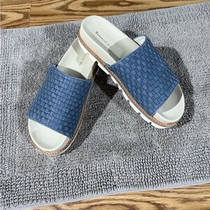 Chocolat Blu - Women Leather Woven Slide Sandal Blue 41 or 11 platform sole NWOT